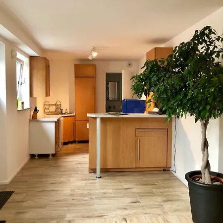 Brueckweg Apartman *